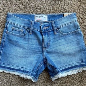 Abercrombie kids midi shorts size 9/10